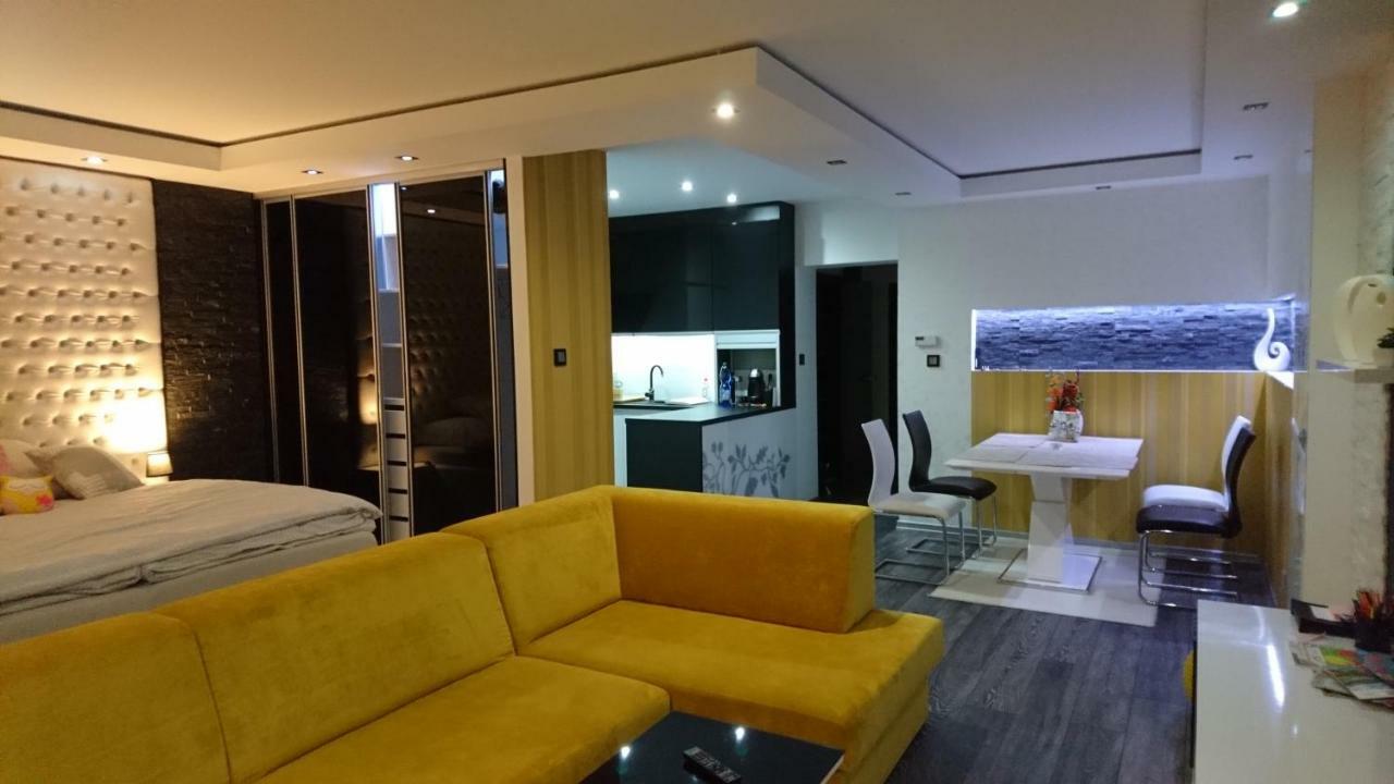 Apartman Sofia Veľký Slavkov Exterior foto